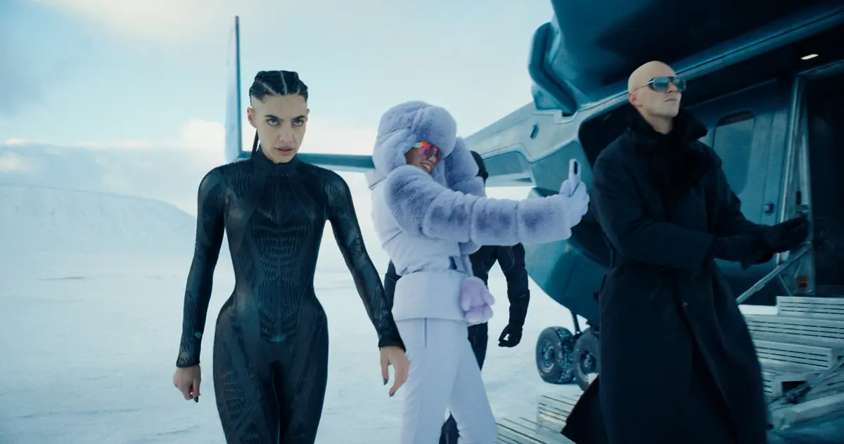 MARÍA GABRIELA DE FARÍA as The Engineer, SARA SAMPAIO as Eve and NICHOLAS HOULT as Lex Luthor. Copyright: © 2025 Warner Bros. Entertainment Inc. All Rights Reserved. TM & © DC