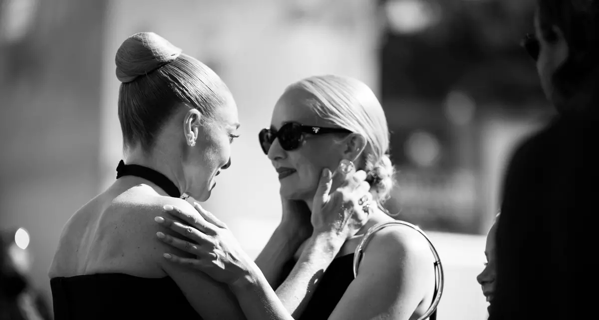 Mona Fastvold: “È necessario parlare di leadership femminile”