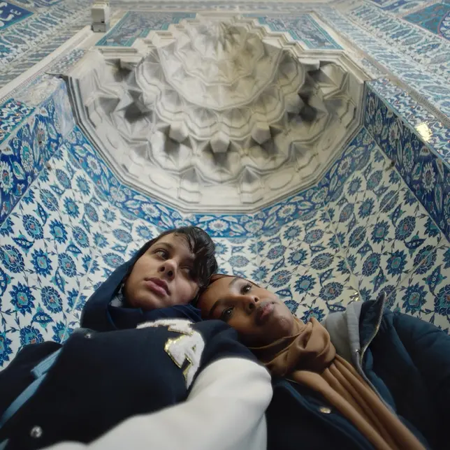 Brides – Giovani spose, nelle radici dell'esclusione e della fuga identitaria