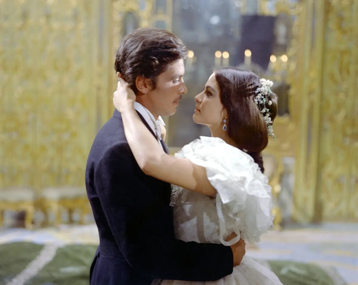Alain Delon e Claudia Cardinale ne Il Gattopardo (1963) © TITANUS