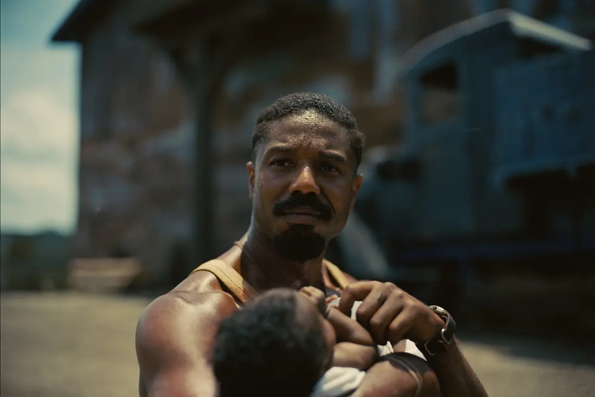 Michael B. Jordan in I peccatori