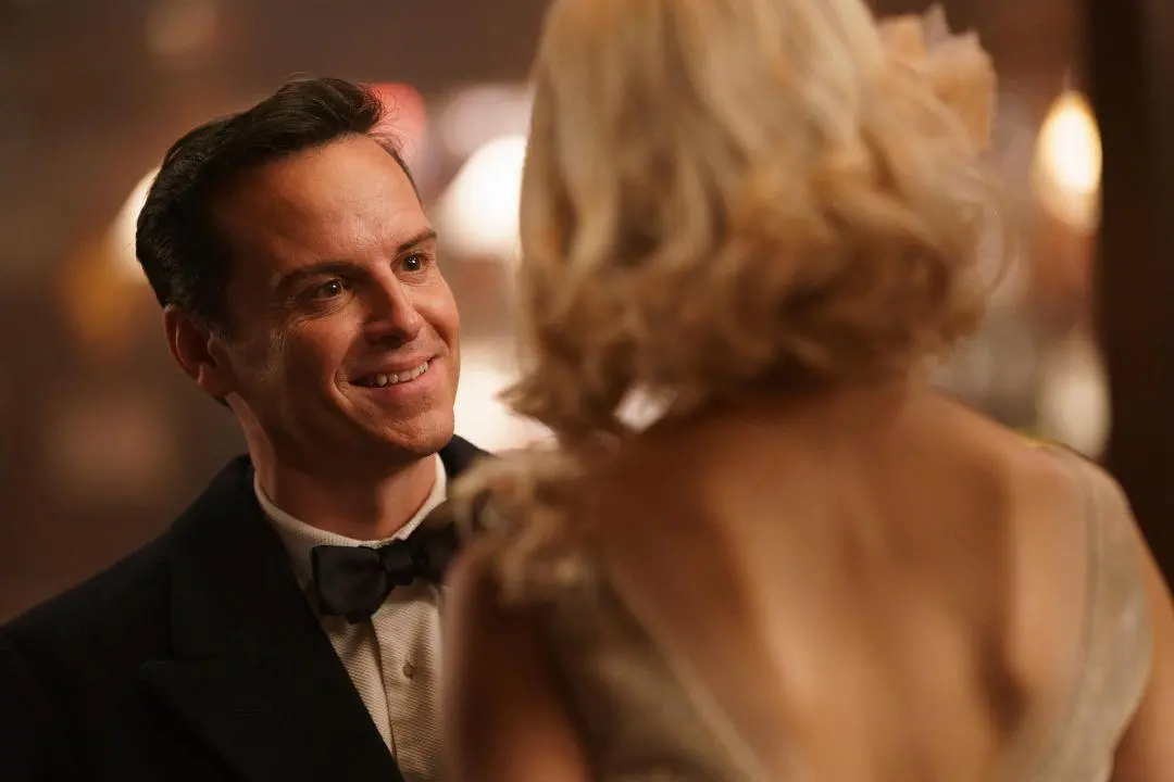 Andrew Scott in Blue Moon