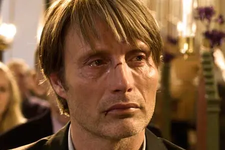 Mads Mikkelsen ne <i>Il sospetto</i>