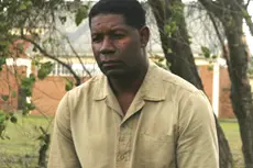 Dennis Haysbert<br>\\u00E8 Nelson Mandela