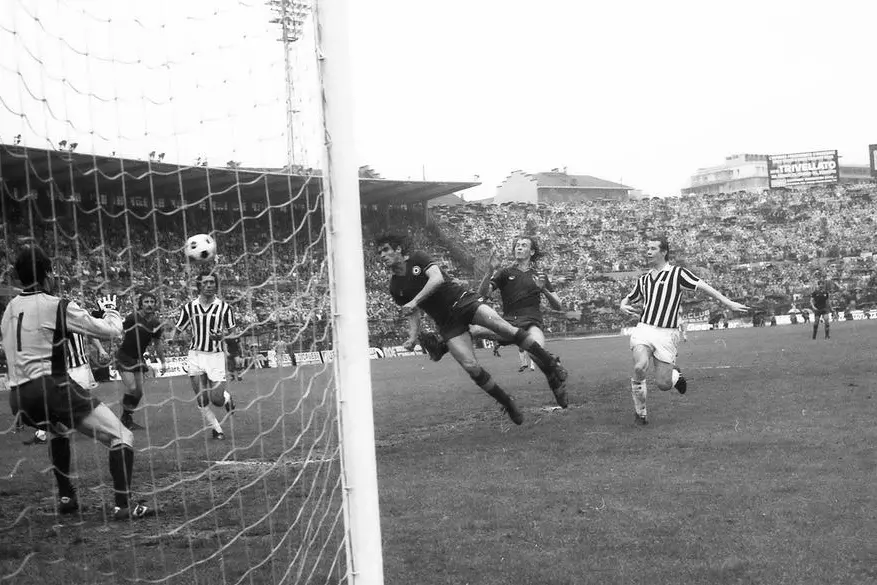 Il gol di Maurizio Turone in Juventus-Roma del 10 maggio 1981