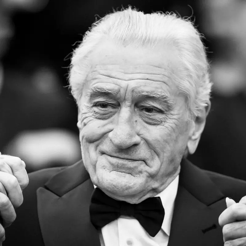 Cerimonie, e dove trovarle. De Niro: “L’arte è democratica, una minaccia per autocrati e fascisti”