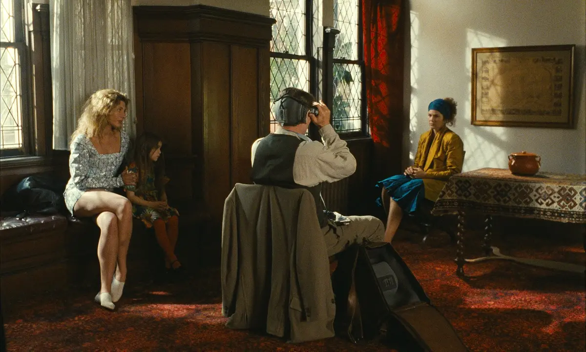 Solveig Dommartin, William Hurt, Lauren Graham and Lois Chiles in Until the End of the World - Director's Cut by Wim Wenders © 1994 Road Movies – Argos Films Courtesy of Wim Wenders Stiftung – Argos Films