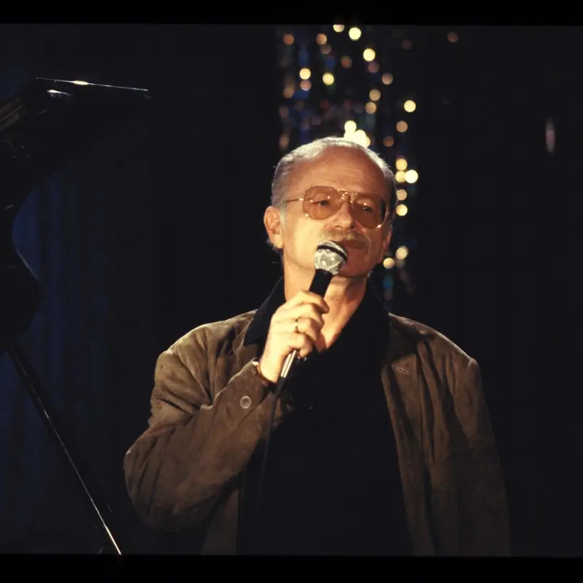 Ora è già tardi ma è presto se tu te ne vai, Gino Paoli