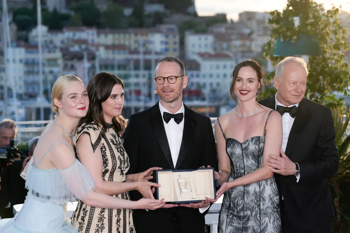 Elle Fanning, Inga Ibsdotter Lilleaas, Joachim Trier, Renate Reinsve, Stellan Skarsg\\u00E5rd (foto di Daniele Cifal\\u00E0)