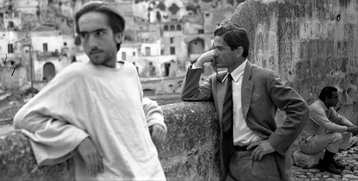 Enrique Irazoqui con Pier Paolo Pasolini sul set di Il Vangelo secondo Matteo