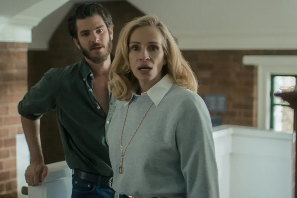 (L to R) Andrew Garfield as Hank and Julia Roberts as Alma in AFTER THE HUNT, from Amazon MGM Studios. Photo Credit: Courtesy of Amazon MGM Studios \\u00A9 2025 Amazon Content Services LLC. All Rights Reserved. , Courtesy of Amazon MGM Studios