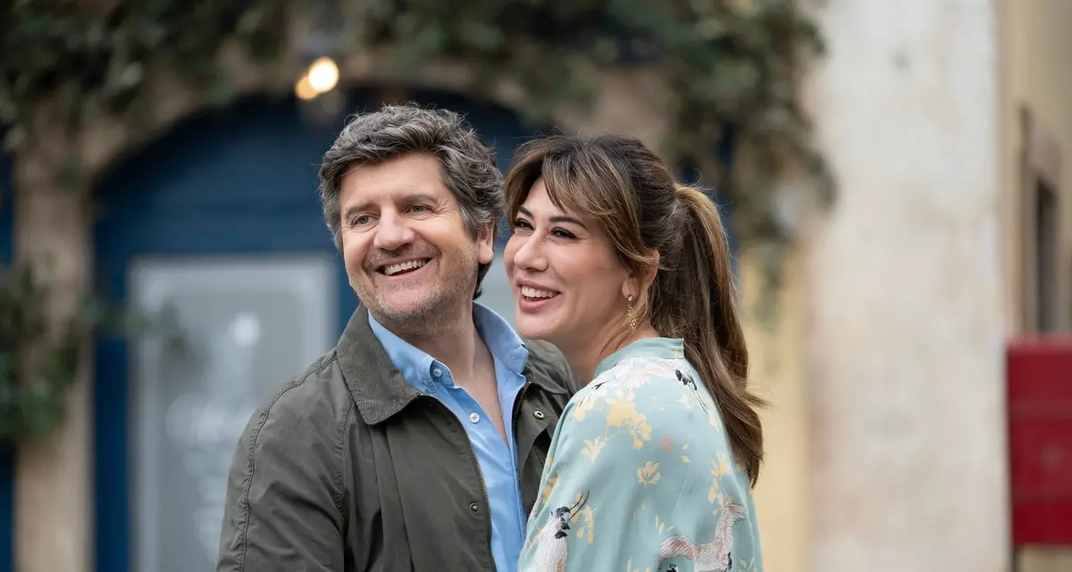 Un bel giorno, Fabio De Luigi e Virginia Raffaele tra family movie e rom-com