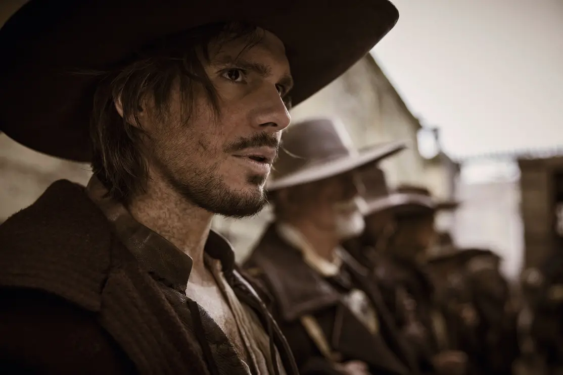 Fran\\u00E7ois Civil in I tre moschettieri - D\\'Artagnan (credits: Ben King)