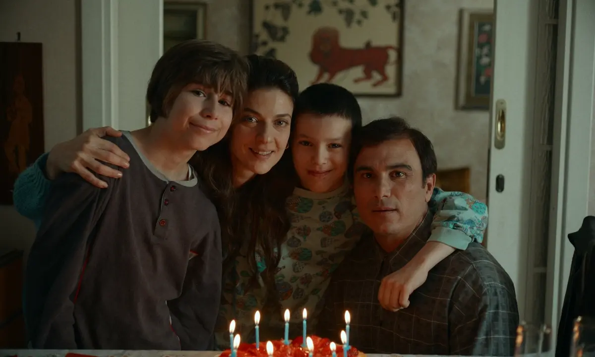 Stefano Valentini, Barbara Ronchi, Francesco De Lucia, Francesco Di Leva in Familia