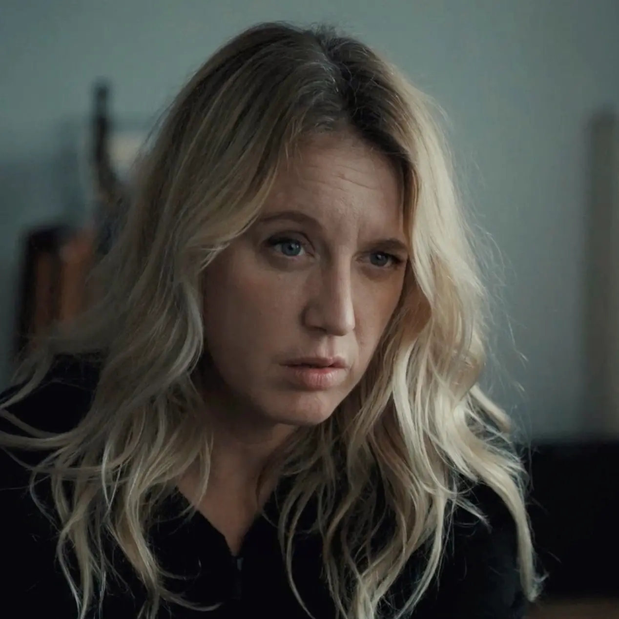 Ludivine Sagnier, Sotto le foglie
