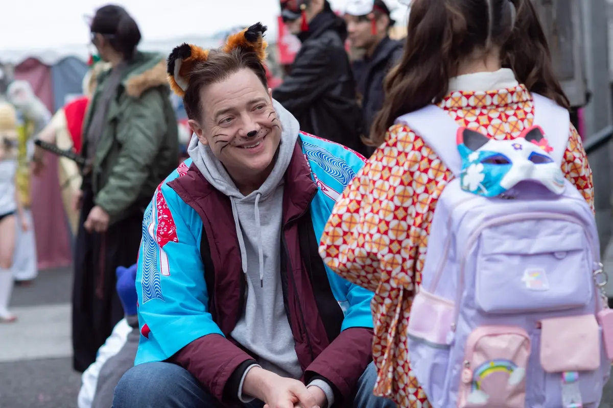 Brendan Fraser and Shannon Gorman in RENTAL FAMILY. Photo by James Lisle/Searchlight Pictures. \\u00A9 2025 Searchlight Pictures. All Rights Reserved. , Searchlight Pictures