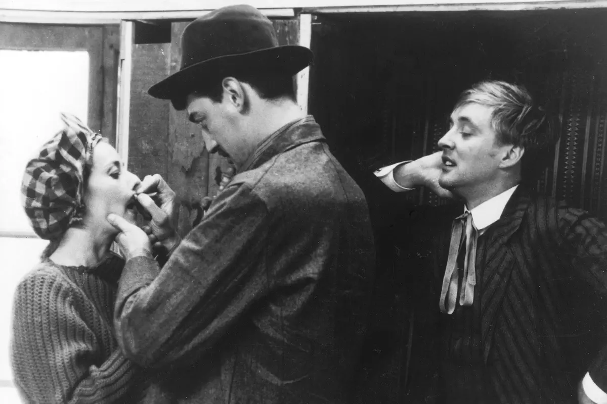 Jeanne Moreau, Henri Serre e Oskar Werner in Jules e Jim \\u00A9 BIM DISTRIBUZIONE