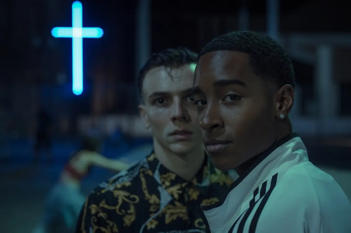 Francesco Gheghi e Justin De Vivo in 40 secondi