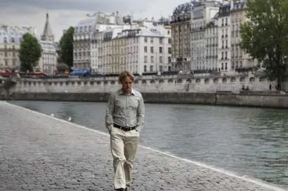 <i>Midnight in Paris</i>