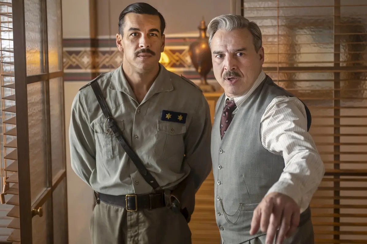 A cena con il dittatore , Leandro Betancor