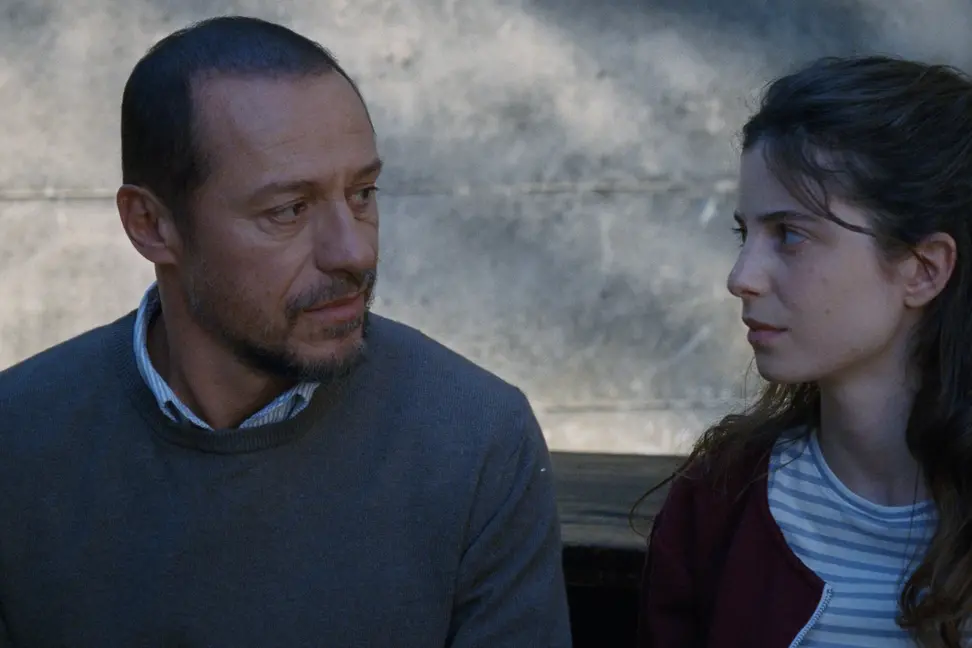 Stefano Accorsi e Ginevra Francesconi in Una figlia - Foto Francesca Fago