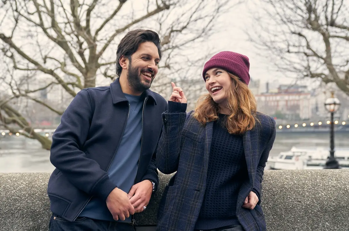 Shazad Latif e Lily James in What's Love? (credits: Robert Viglasky)