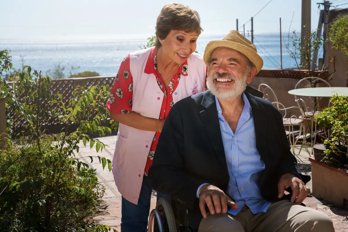 Ariane Ascaride e Jean-Pierre Darroussin in La gazza ladra