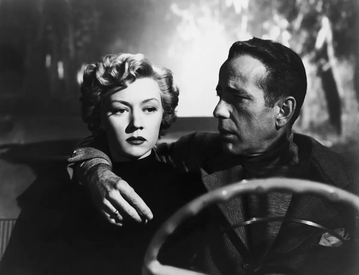 Gloria Grahame e Humprey Bogart in Il diritto di uccidere (Annex)