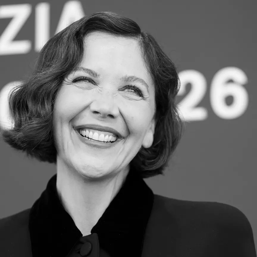 Maggie Gyllenhaal: “Il mondo è in uno stato di emergenza, il cinema può creare empatia”
