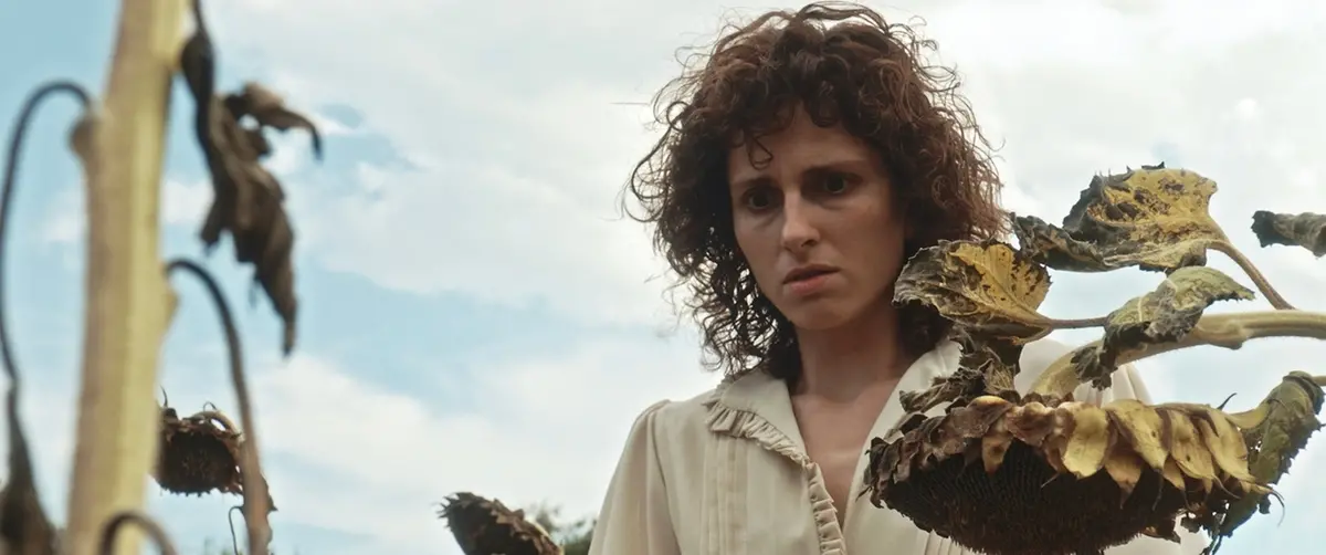 Carol Duarte in Eva