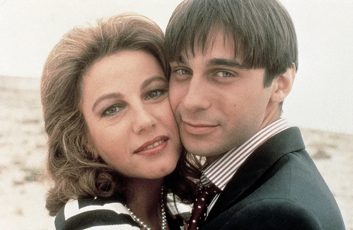 Stefania Sandrelli e Jordi Mollà in Prosciutto prosciutto