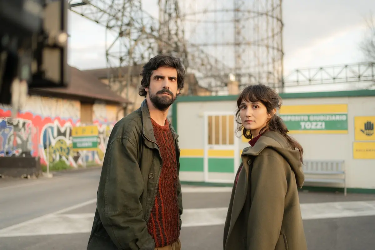 Francesco Carril e Linda Caridi in Dov\\'\\u00E8 la fiesta? , Astrid Ardenti