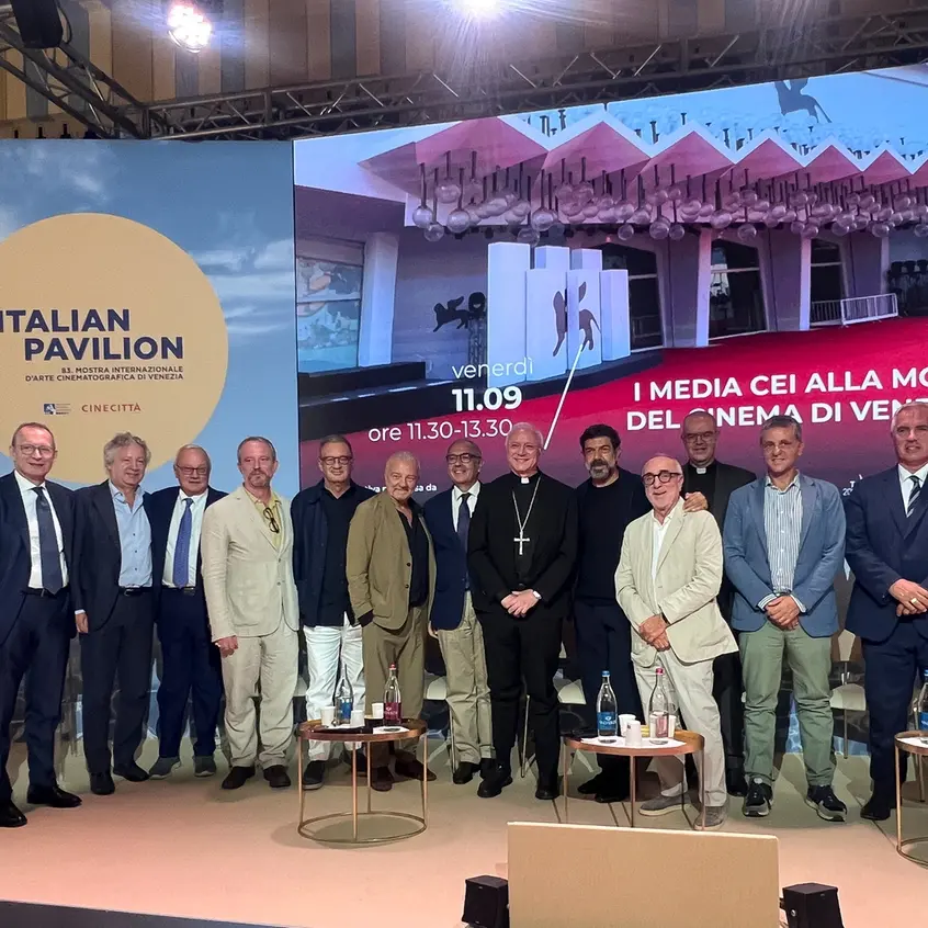 Mons. Baturi: \"Amiamo il cinema perché sta dentro il campo del mondo e sa cantare la vita\"