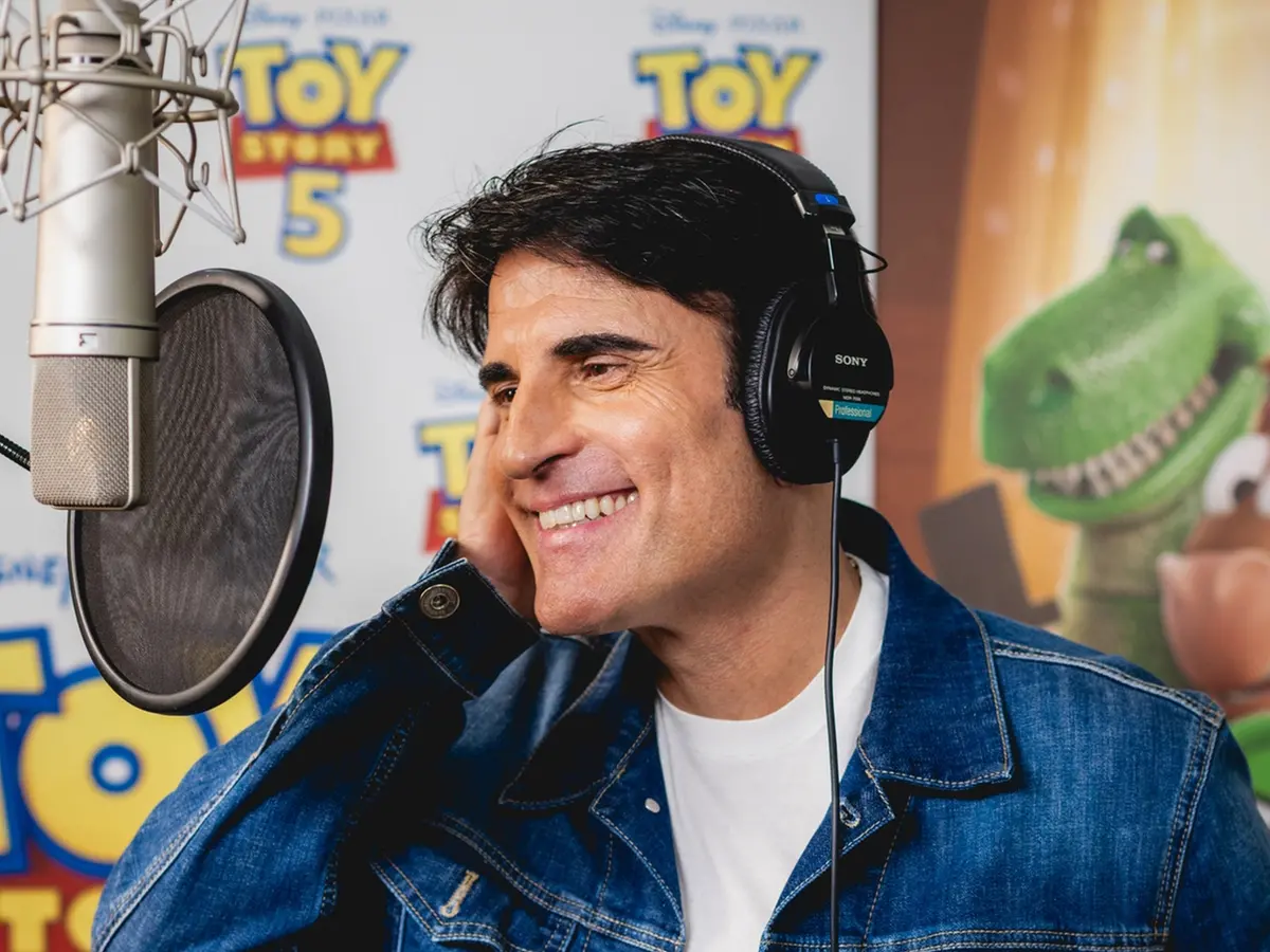 Toy Story 5, fantasia per sempre sì. Sal Da Vinci, doppiatore per la Pixar: “I giocattoli hanno un'anima”