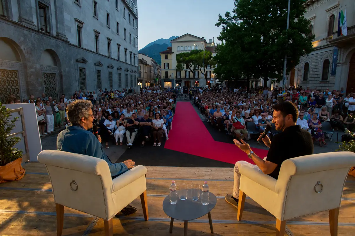 Pif e Gianluca Arnone in Piazza Garibaldi