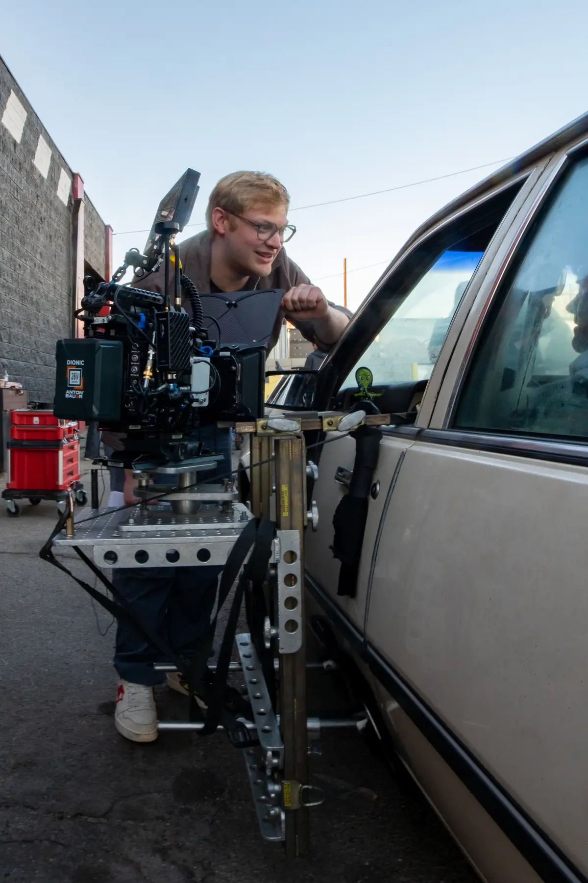 Curry Barker on the set of his film OBSESSION, a Focus Features release...Credit: Manny Liotta / © 2026 FOCUS FEATURES LLC..