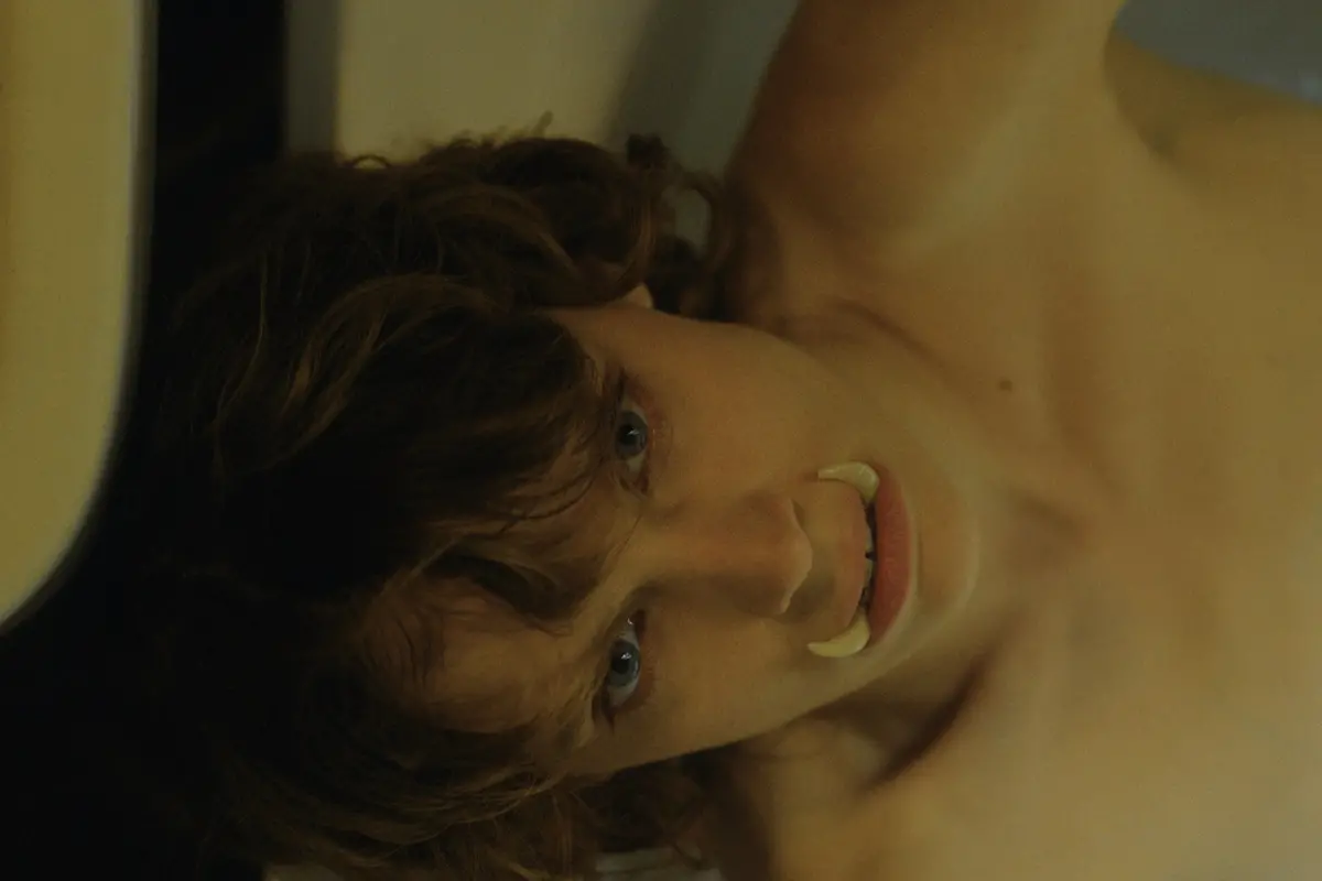 Carlotta Gamba in Giorni felici \\u00A9 2026 Vivo film, Tarantula