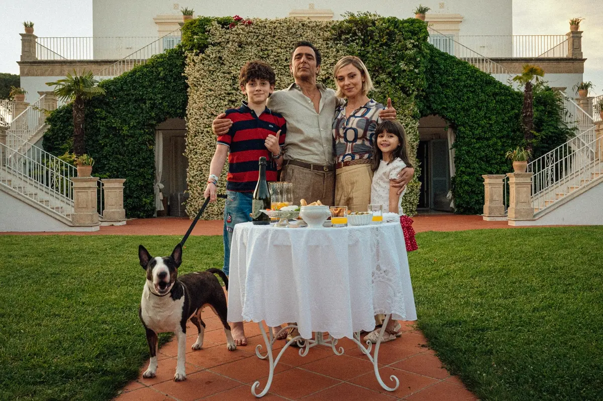 L'estranea (2026)