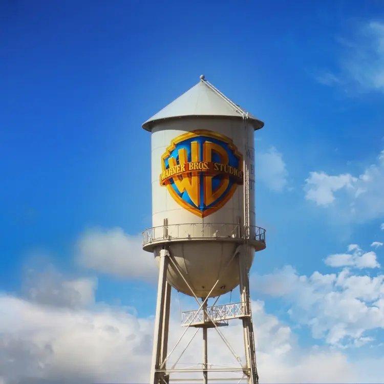 Paramount-Warner, il gigante visto dall'Italia