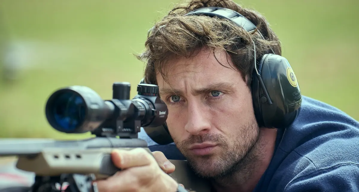 Fuze – Conto alla rovescia. Funziona l'action adrenalinico con Aaron Taylor-Johnson