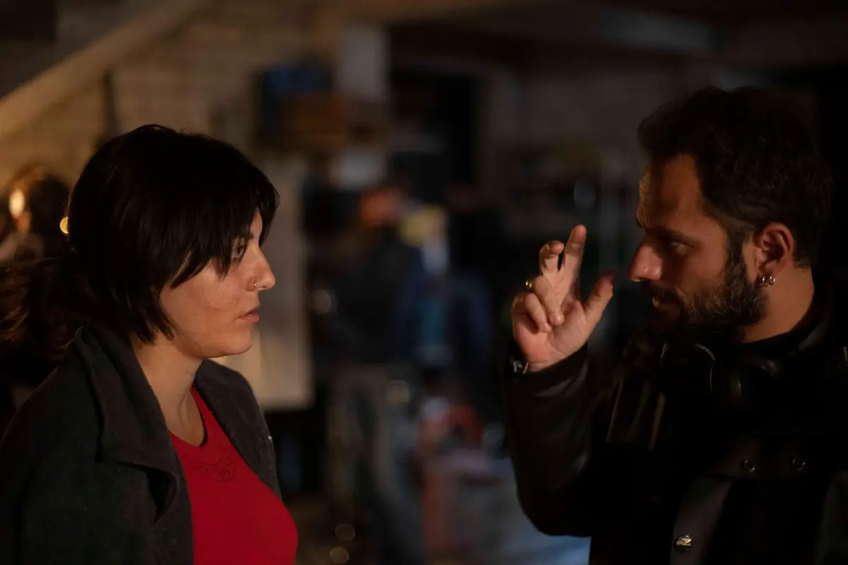 Giulia Perulli e Pippo Mezzapesa sul set di Avetrana - Qui non \\u00E8 Hollywood - Foto Lorenzo Pesce