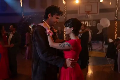 NEVER CHANGE! - (Disney/Brett Roedel) JOHN REYNOLDS, SOFIA BLACK-D'ELIA