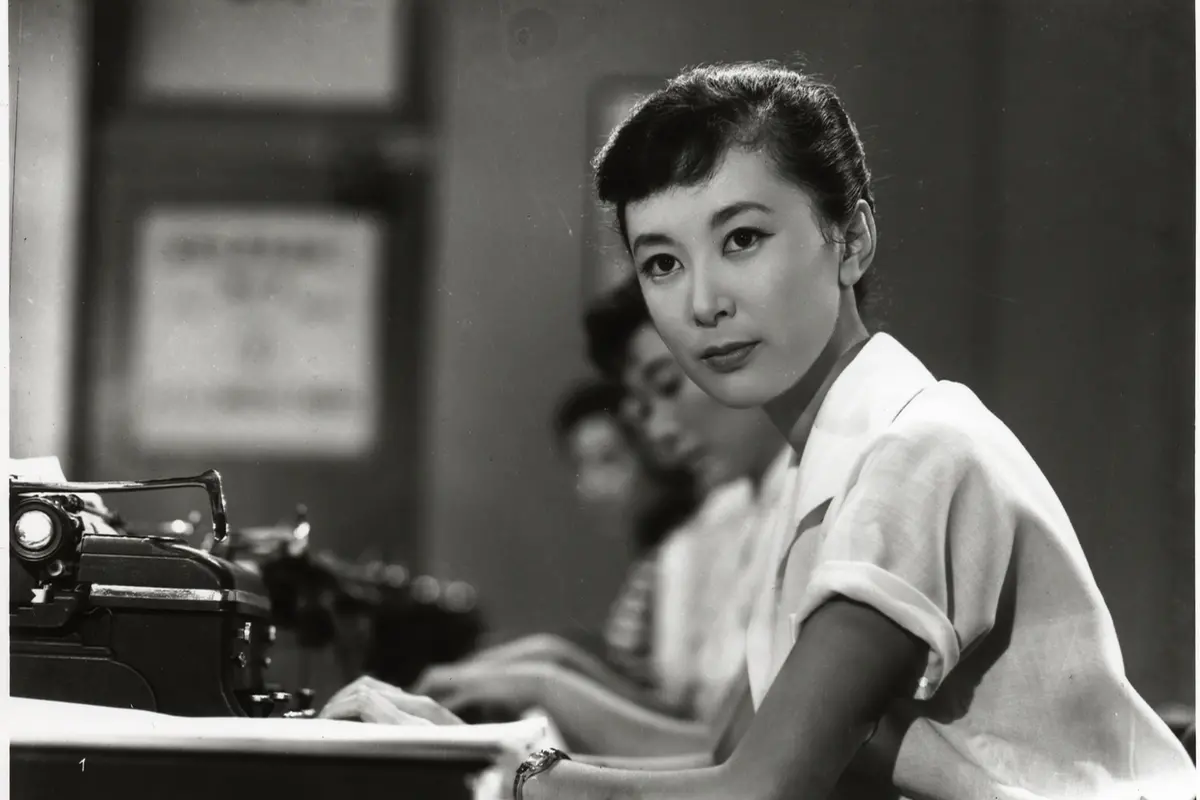 Keiko Kishi in Inizio di primaverra di Yasujiro Ozu (1956)