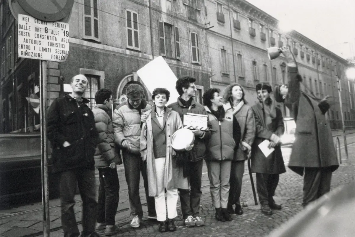 Silvio Soldini (al centro) sul set di Giulia in ottobre
