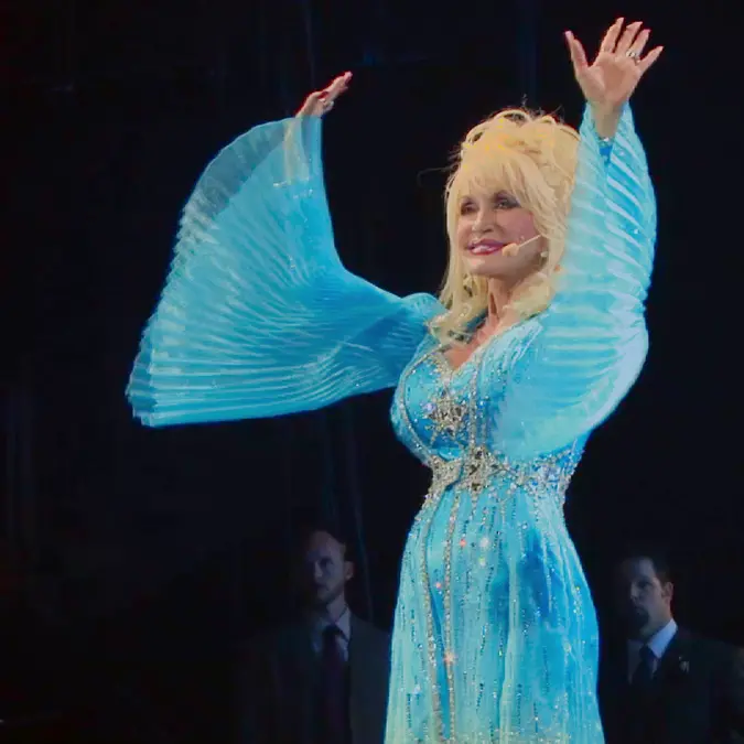 È morta Dolly Parton, la regina della musica country