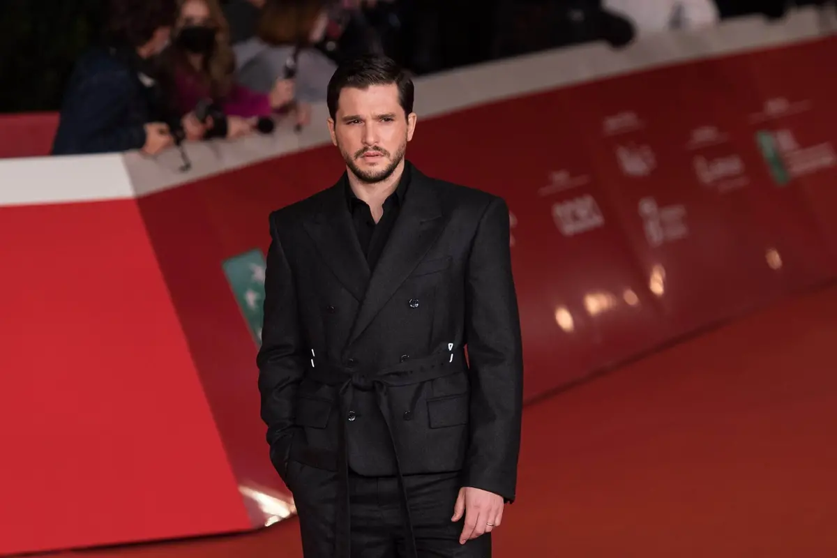 Kit Harington , Damiano Guberti