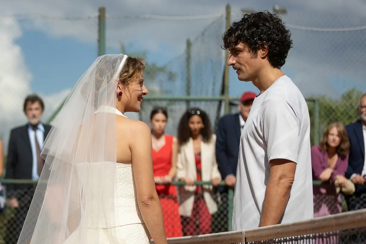 Jasmine Trinca e Louis Garrel in Succederà questa notte di Nanni Moretti
