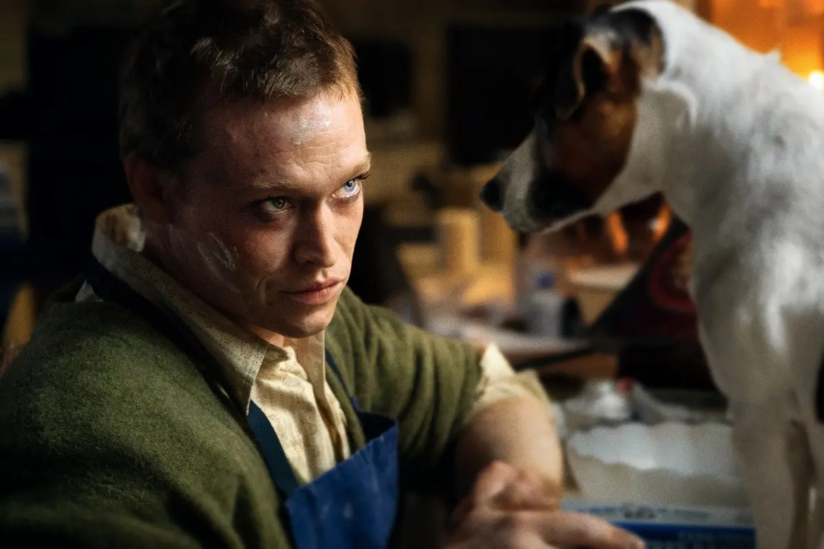 Caleb Landry Jones in Dogman (Credits Shana Besson)