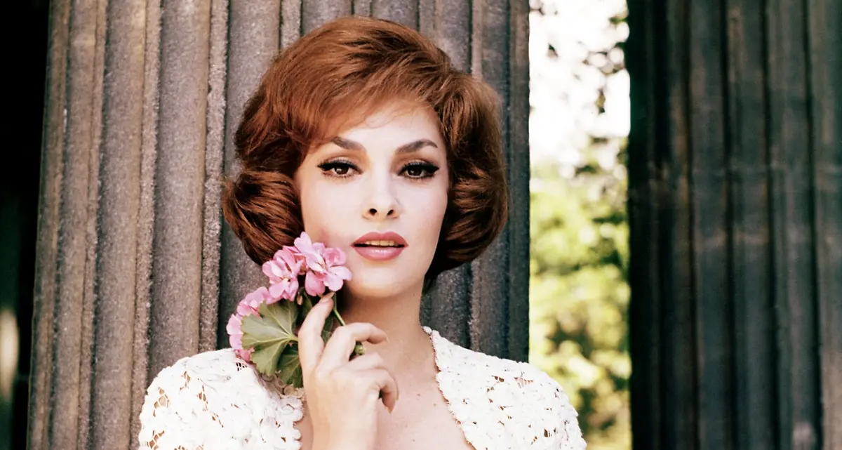 “Salutiamo, bersagliera!”: Gina Lollobrigida, il diavolo in corpo