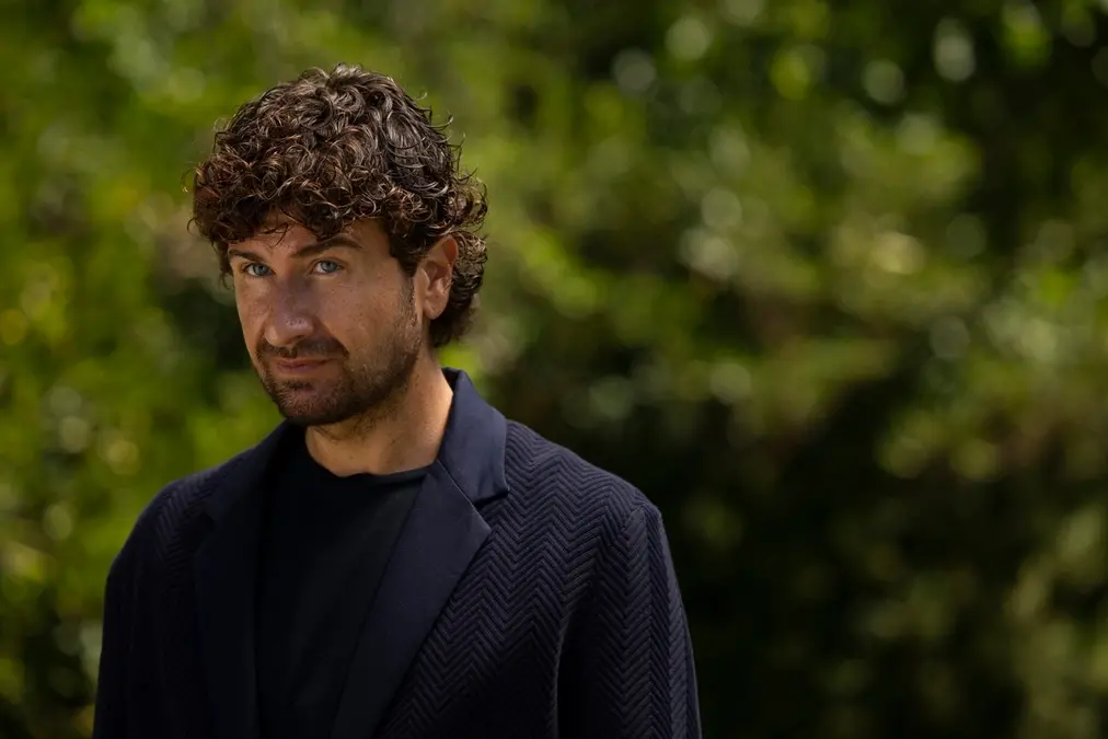 Alessandro Siani in Succede anche nelle migliori famiglie
